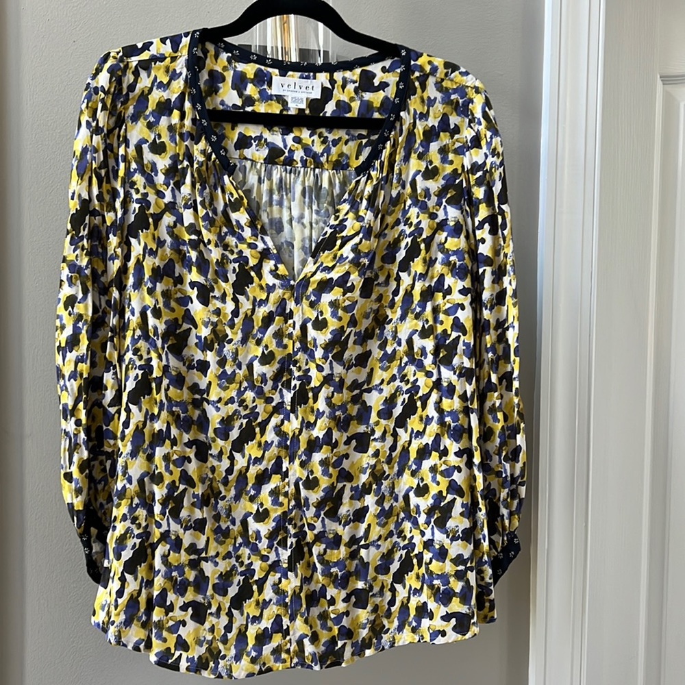 EUC Like New Anthropologie (Velvet) Shirt
